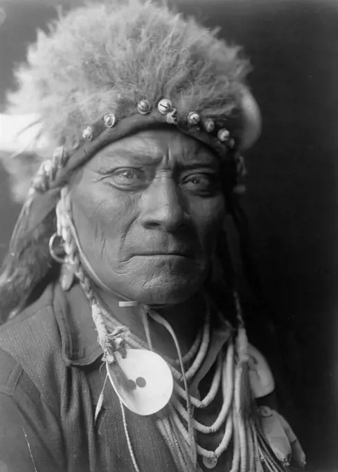 Edward S. Curtis Native American Indians - One Blue Bead ca. 1908. 
