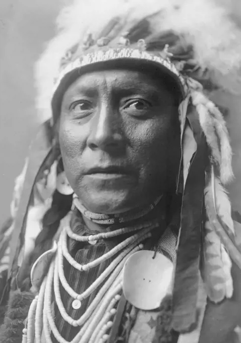 Edward S. Curtis Native American Indians - Crow Indian, Old White Man ca. 1908. 