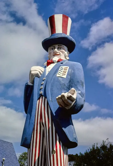 1980s America -  Uncle Sam Fast Food symbol, Toledo, Ohio 1988. 