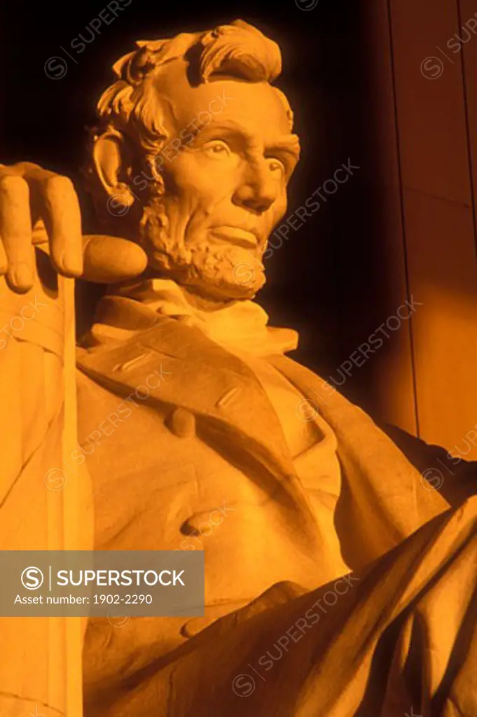 US Washington DC Lincoln Memorial by sculptor Daniel Chester French