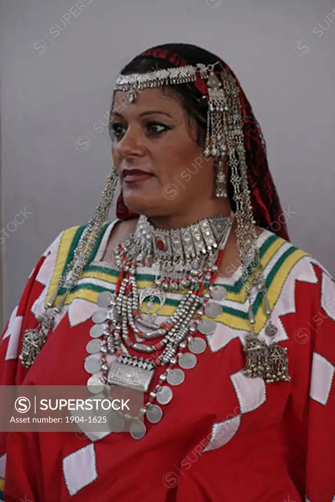 Yemenite Jewish woman in traditional dress