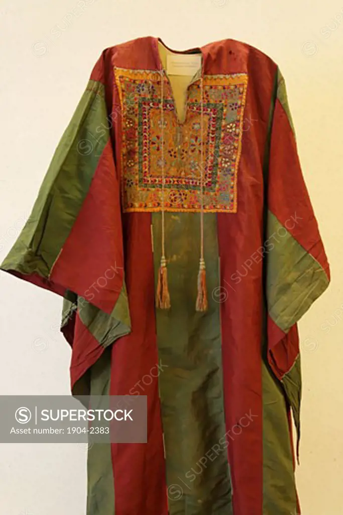 traditional embroidered Palestinian dress Jerusalem
