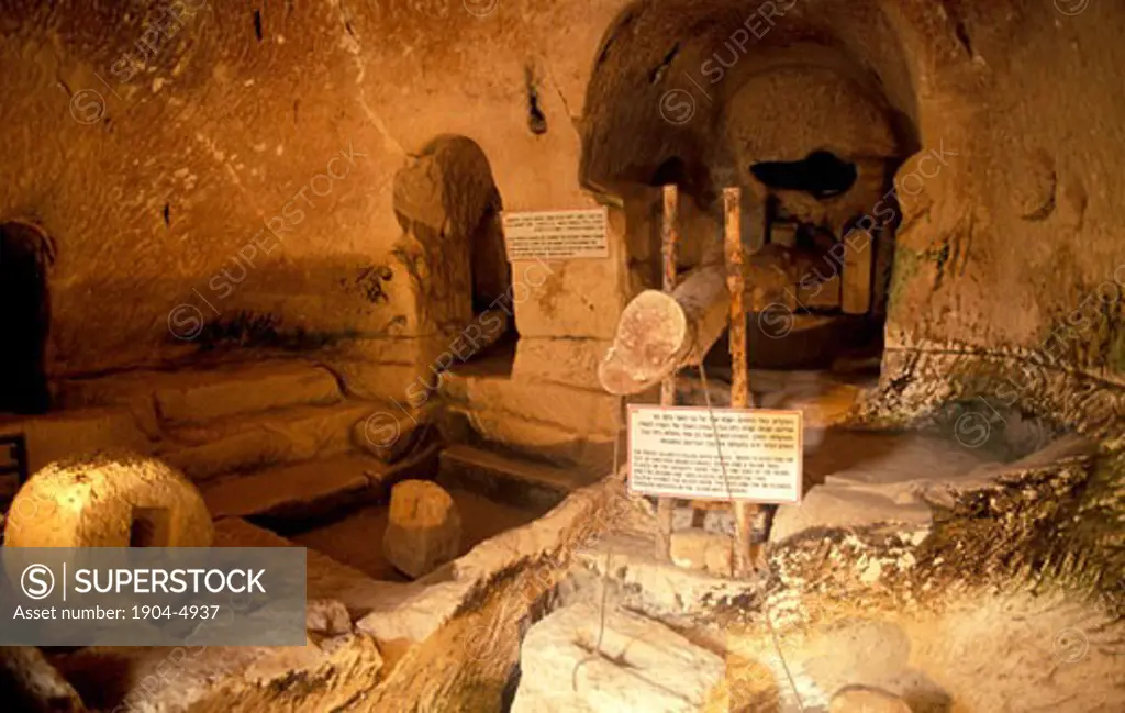 Israel olive press at Hazan Cave from the Bar Kokhva revolt period