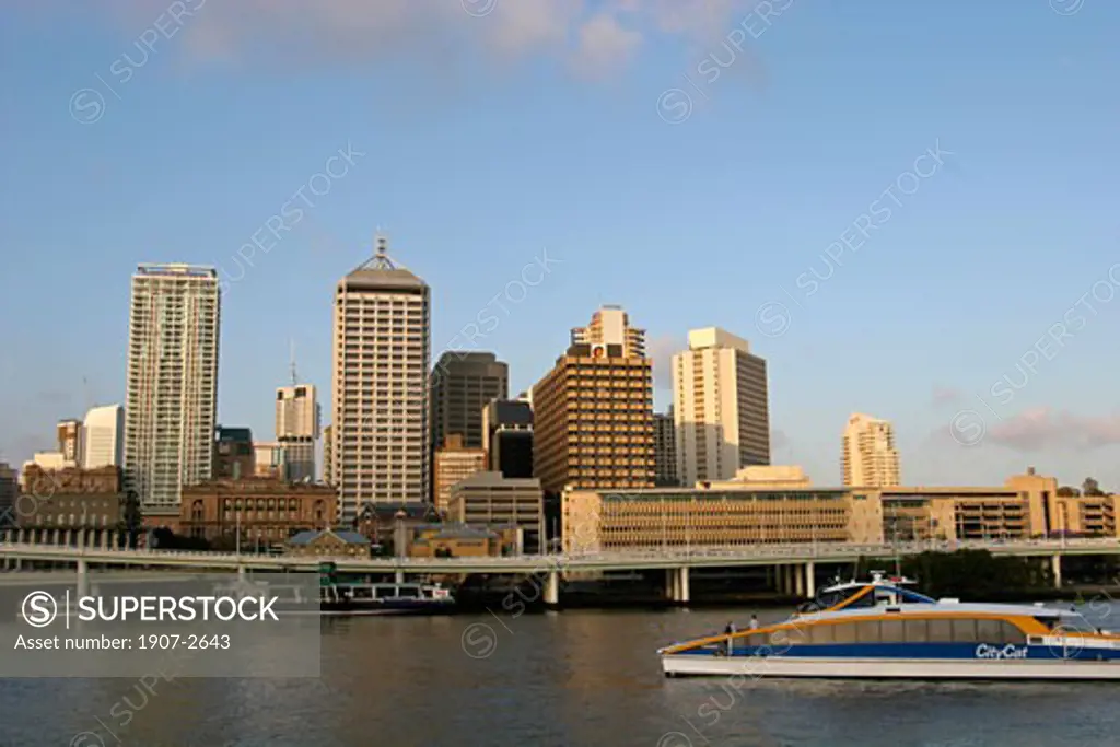 The business center of Brisbane  along the Brisbane river  Queensland  Australia