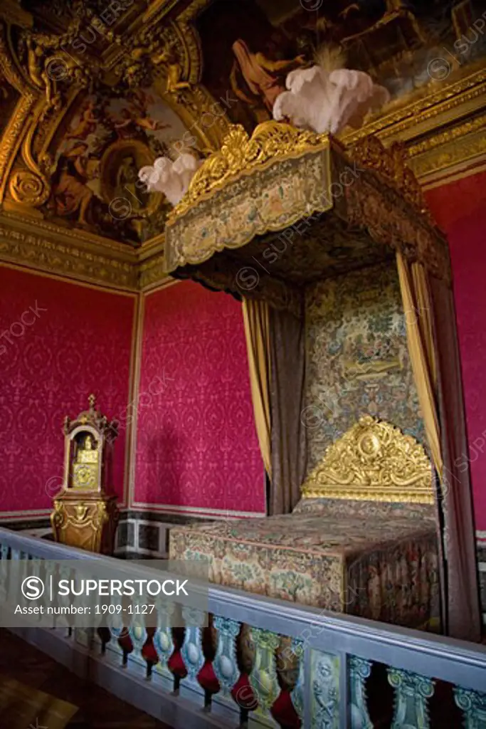 Canopy bed in the bedroom of Queen Marie Antoinette at Chateau de Versailles Palace near Paris France Europe EU