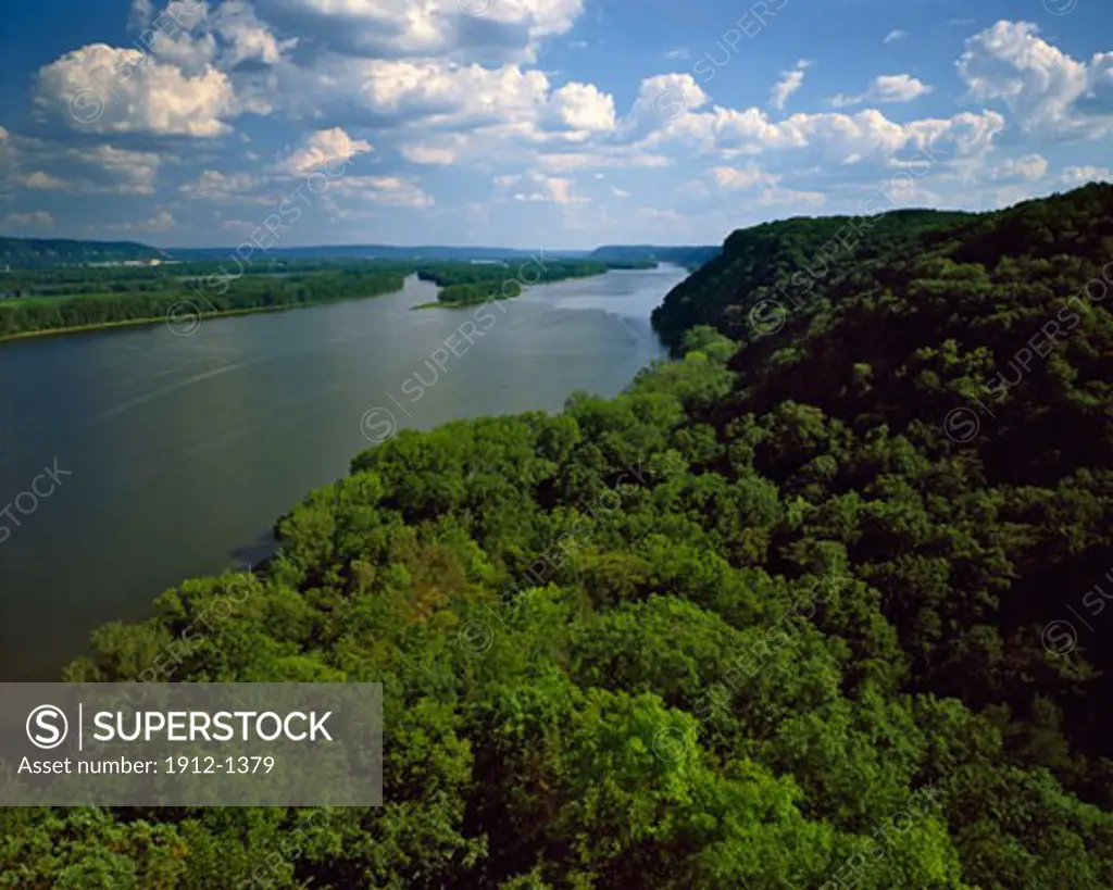 Hanging Rock View  Mississippi River  Effigy Mounds National Monument  Iowa