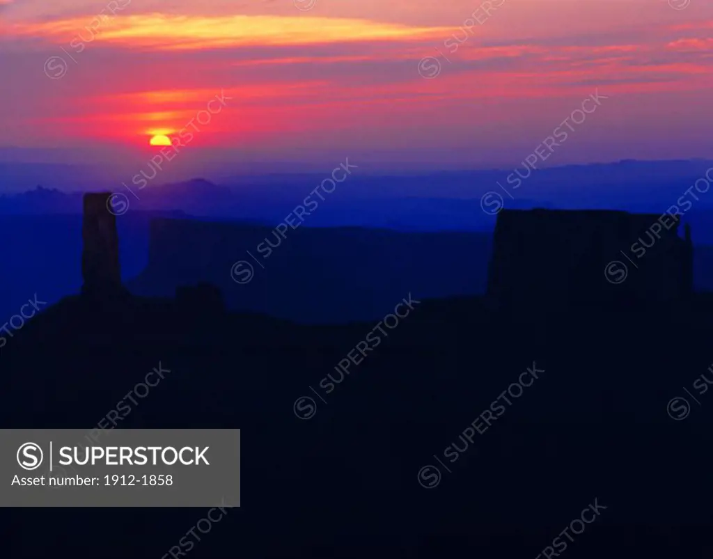 Sunset over Castle Rock  Castle Valley  Utah