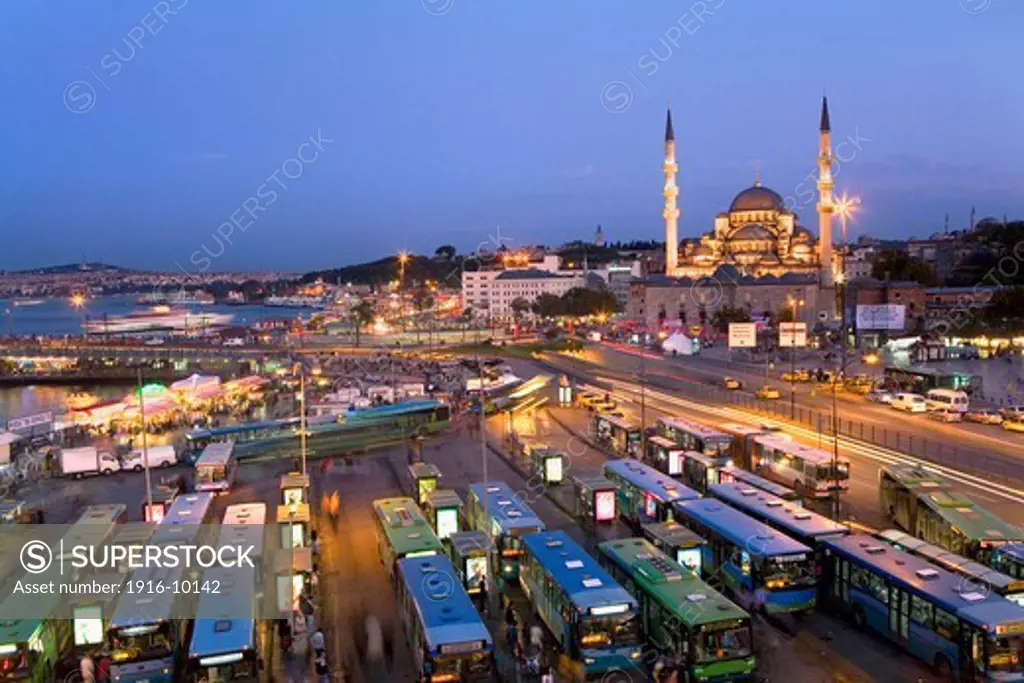 Yeni Cami mosque and bus station of Eminonu , Eminonu quarter. Istanbul. Turkey