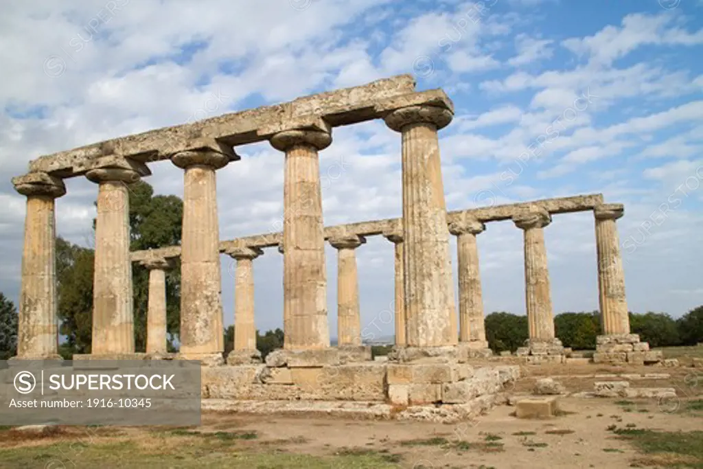 Sanctuary of Hera, a 6th century b.c. Roman temple with doric columns.near Bernalda,Basicilata,Italy