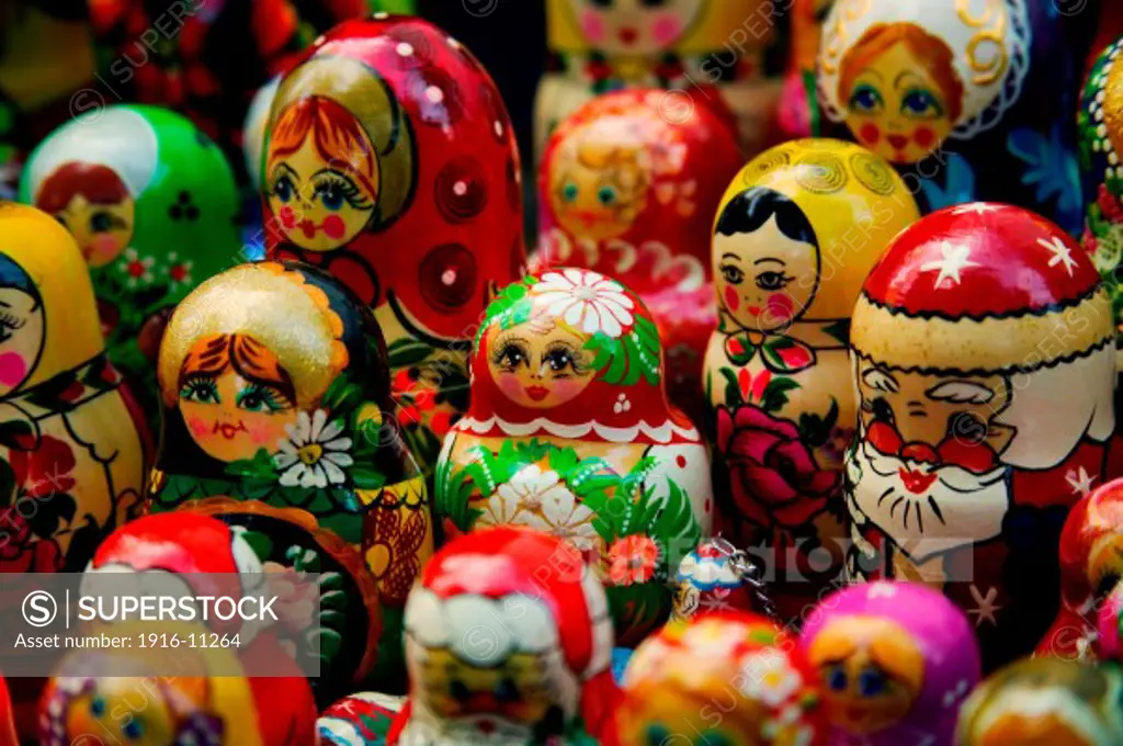 Table full of Russian Matrioshka dolls for sale by street vendor in Central Park, New York, NY