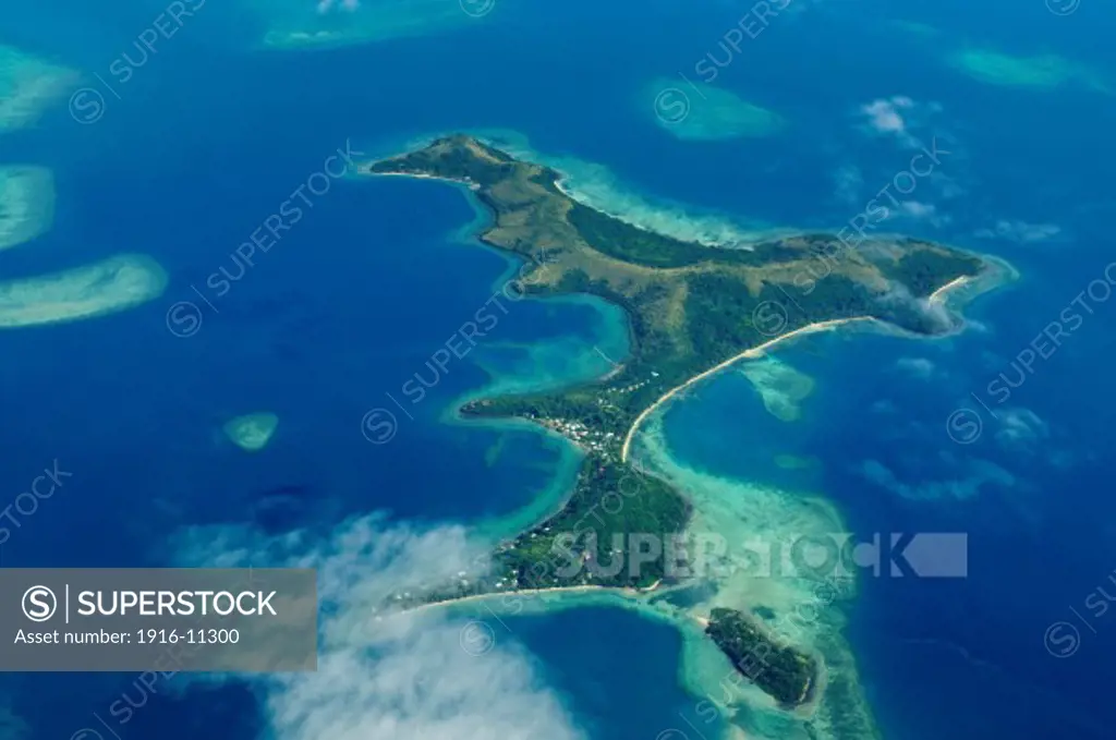 Nananu-I-Ra Island, seen from Pacific Sun Airlines flight from Taveuni Island to Nandi, Fiji.