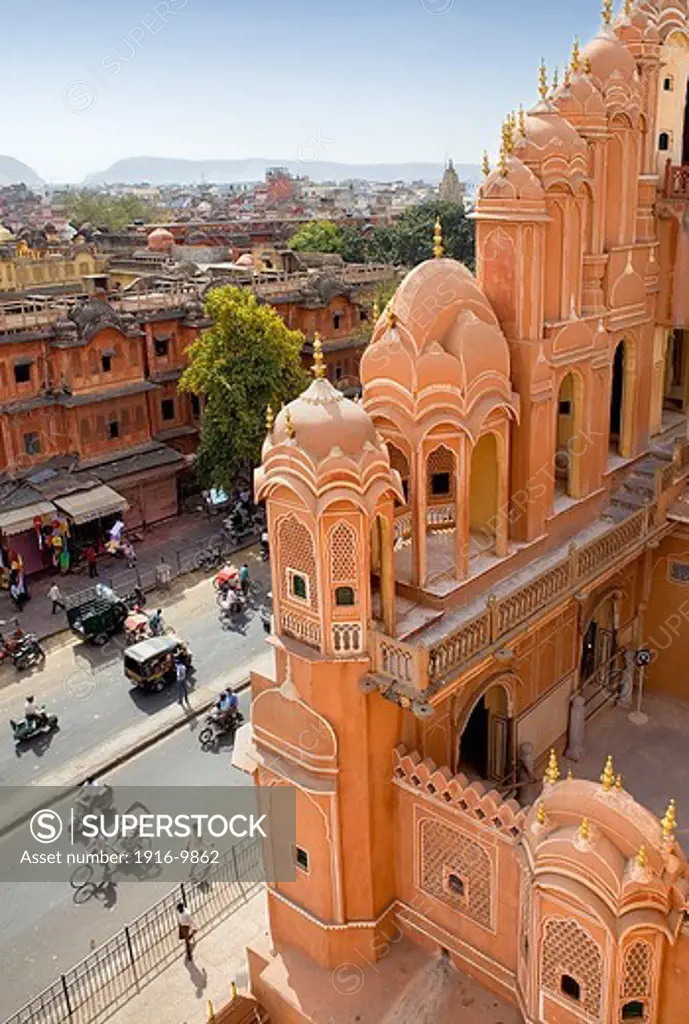 Siredeori Bazaar, from Hawa Mahal (Palace of Winds). Jaipur. Rajasthan, India