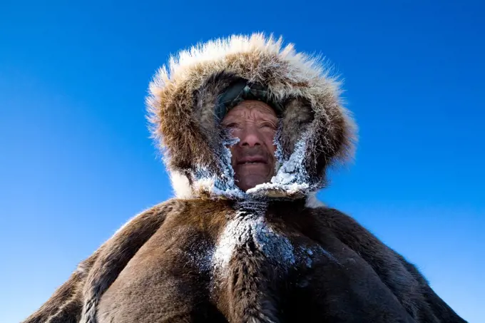 Inuit people in Canada are hunting animals for fur