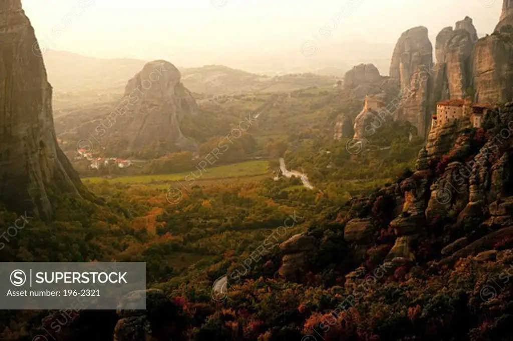 Greece, Thessalia, Meteora, Dramatic landscape