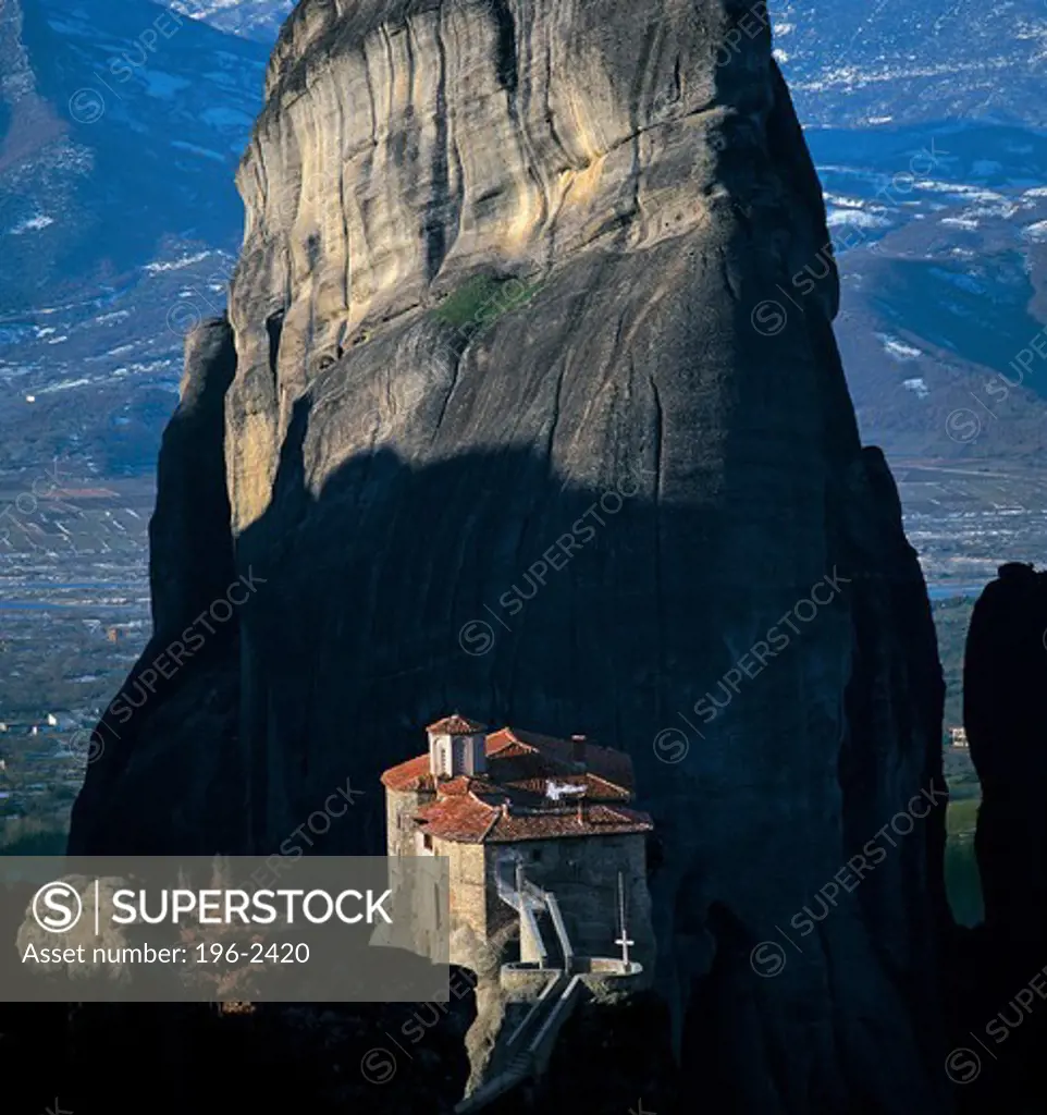 Greece, Thessalia, Kalambaka, Monastery on top of rock