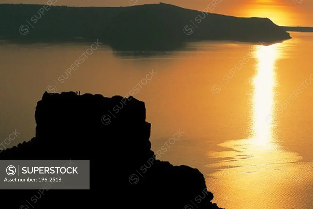 Greece, Cyclades, Santorini Island, Sunset over sea