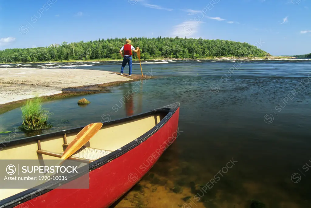 Canoe, Nutimik Lake, Whiteshell Provincial Park, Manitoba, Canada.
