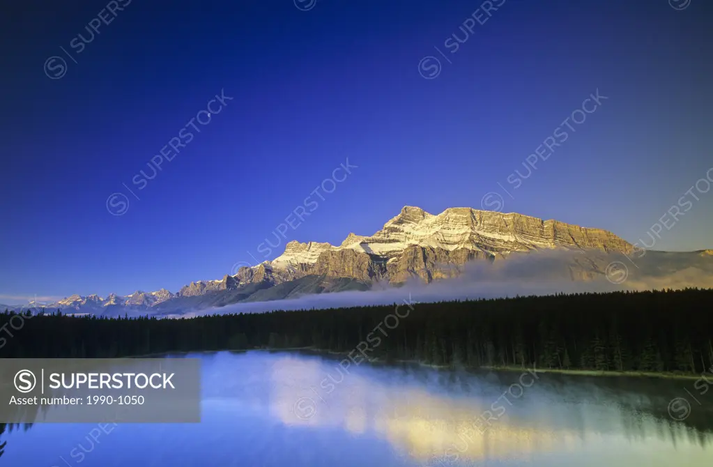 Mount Rundle and Johnson Lake at sunrise, Banff National Park, Alberta, Canada