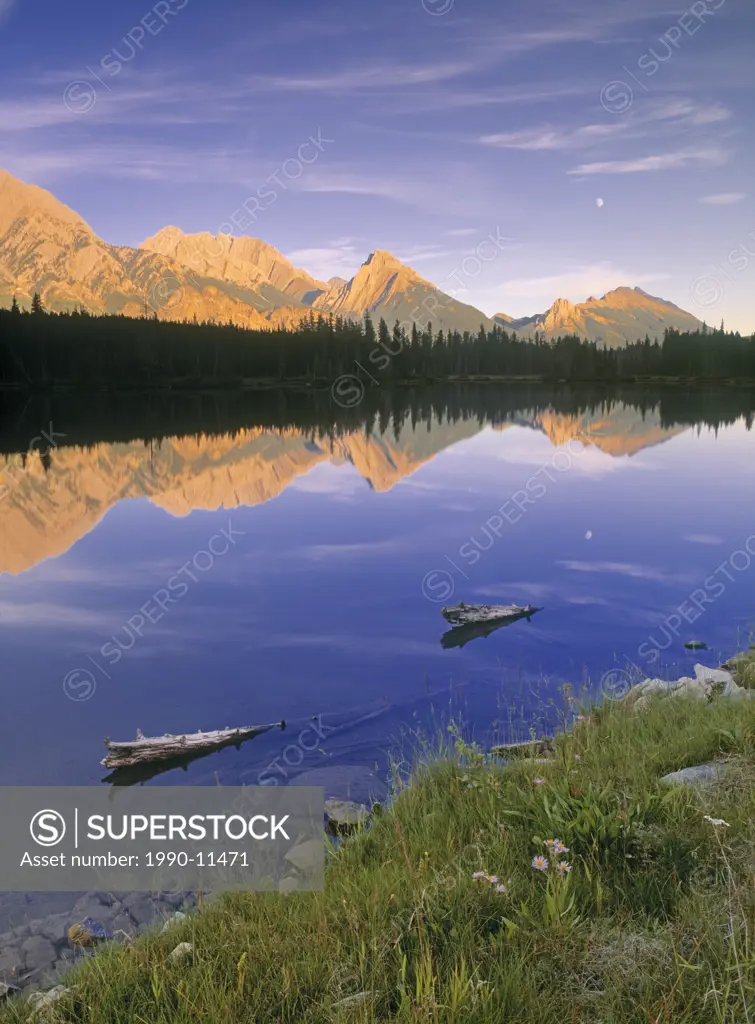 Spillway Lake and the Opal Range, Peter Lougheed Provincial Park, Kananaskis Country, Alberta, Canada