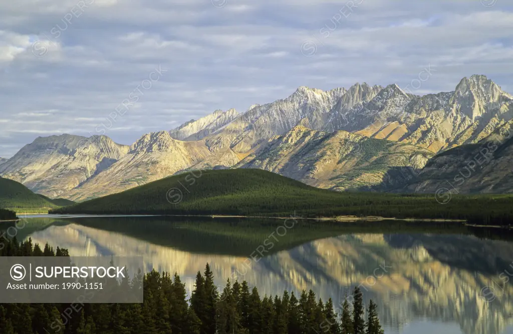 Lower Kananaskis Lake, Opal Range, Kananaskis Country, Alberta, Canada
