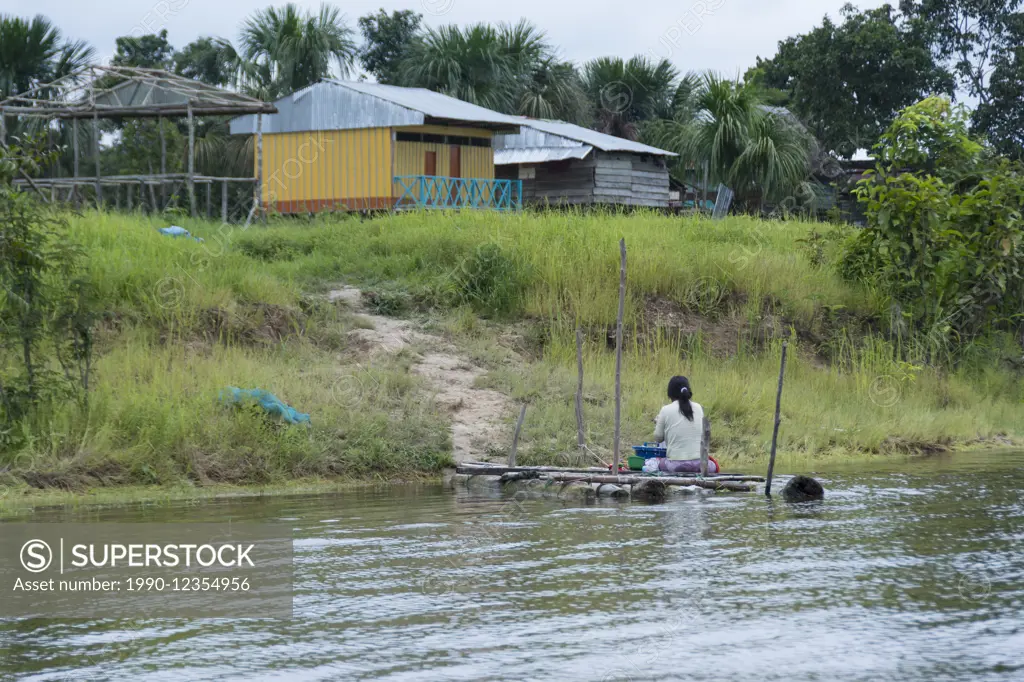 Riverside activities, Iquitos, the largest city in the Peruvian rainforest and the fifth-largest city of Peru