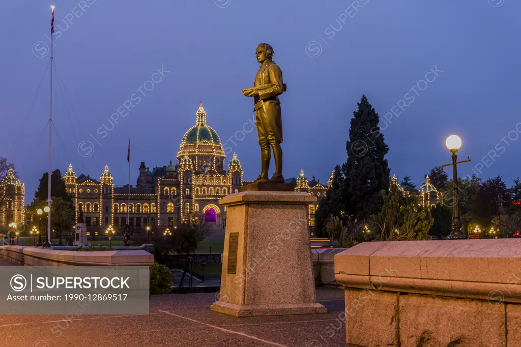 Statue of James Cook, Victoria, Vancouver Island, British Columbia, Canada