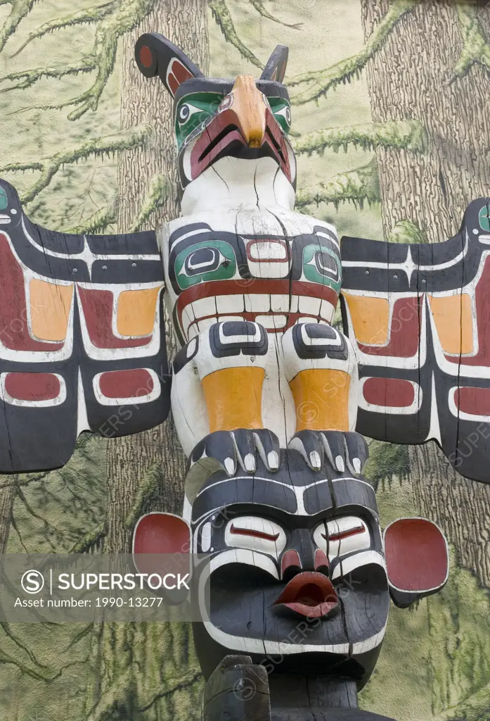 Totem pole, Duncan, Vancouver Island, British Columbia