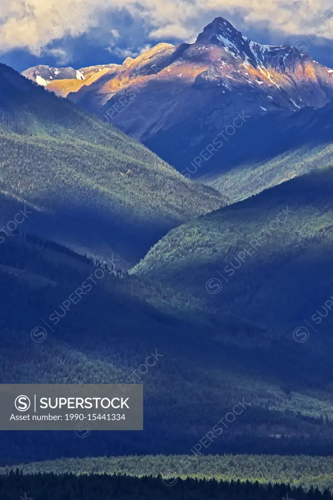 Purcell Mountains at sunrise, Radium, British Columbia, Canada