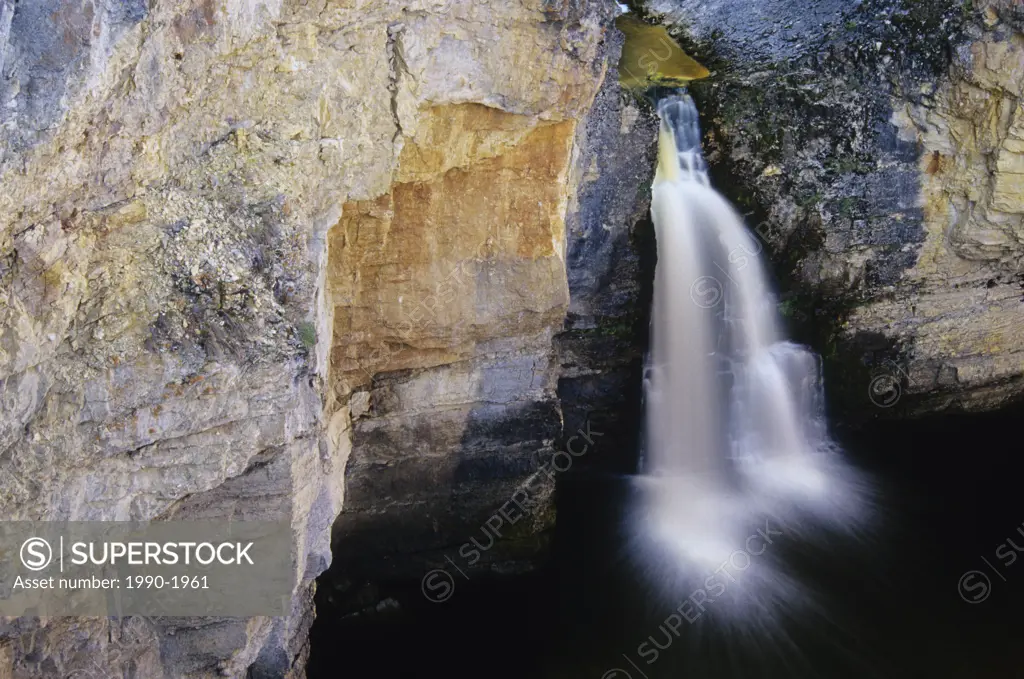 McNallie Falls Territorial Park near enterprise, Northwest Territories, Canada