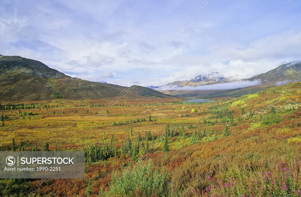 North Klondike River and the Tombstone Range in the Ogilvie Mountains, Tombstone Territorial Park on the Dempster Highway, Yukon Territory, Canada