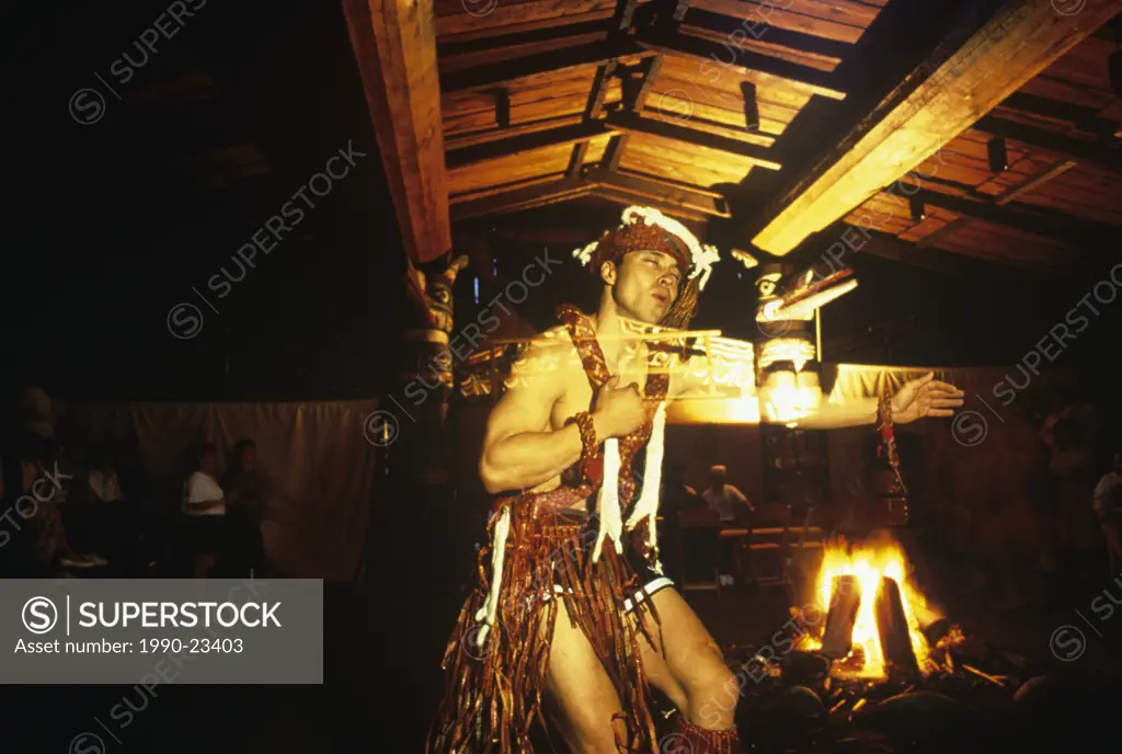 First Nations culture, kwakwkak´wakw, dancer in Mungo Martin longhouse, Victoria, vancouver island, British Columbia, Canada