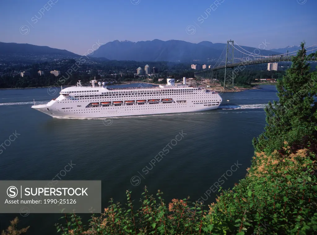 Passenger cruise ship in the Burrard Inlet, Vancouver, British Columbia, Canada