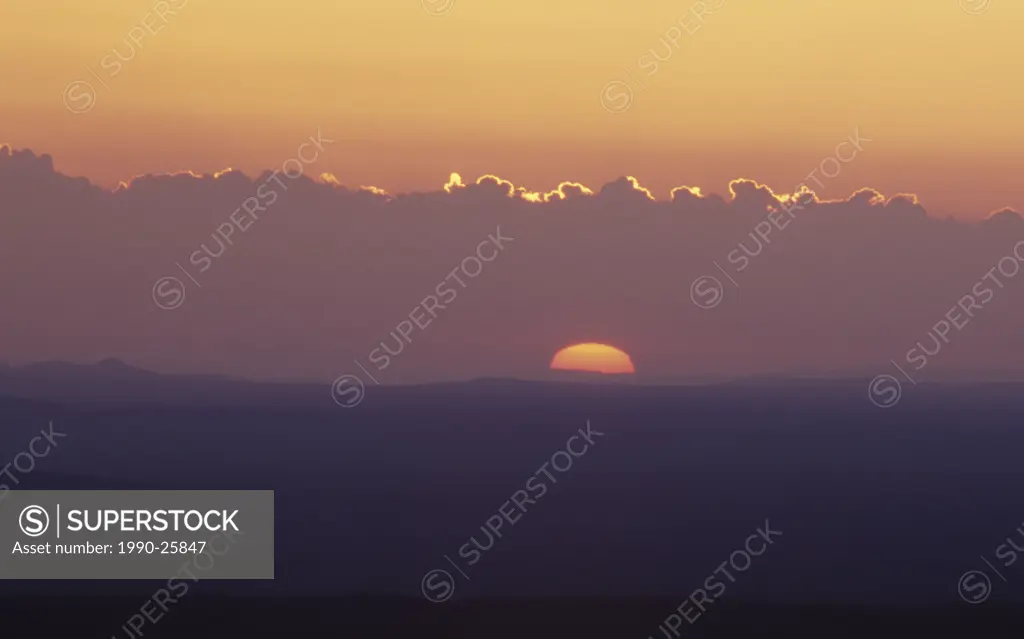 Sunrise over the Itcha Mountains, Chilcotin region, British Columbia, Canada
