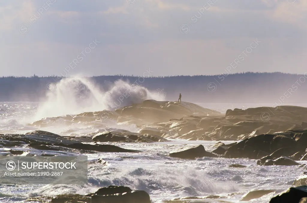 Waves breaking on rocks, Peggy´s Cove, Nova Scotia, Canada