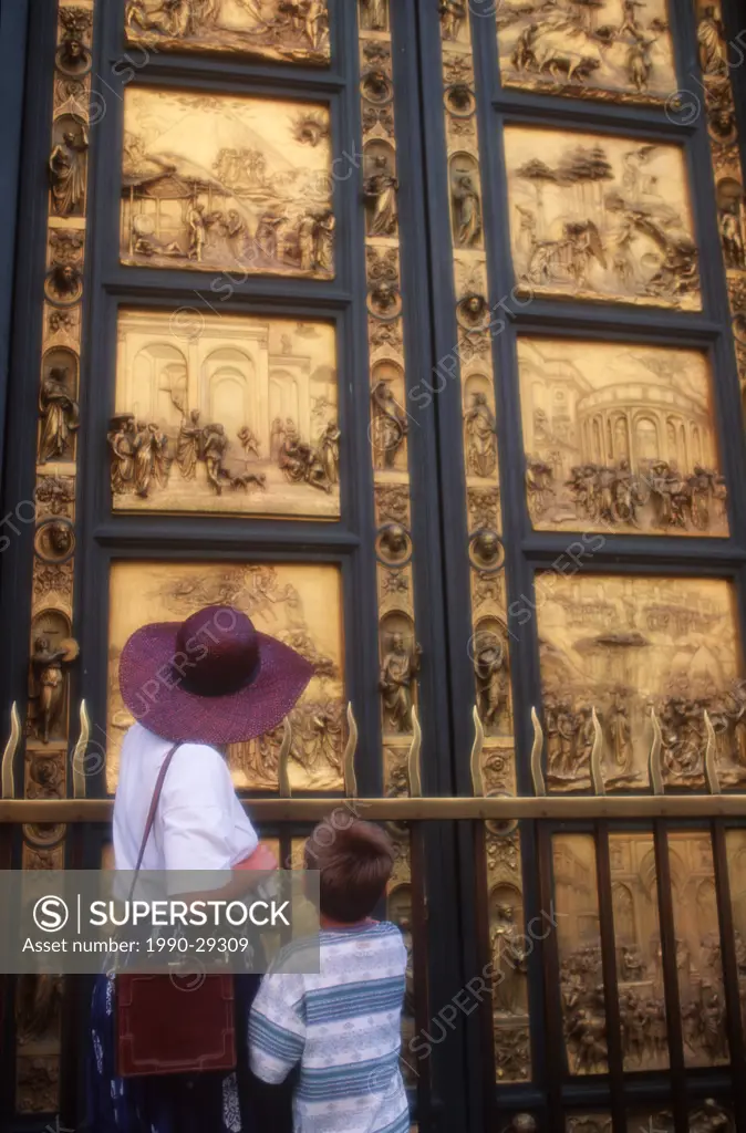 Italy, Florence _ Bapistry doors ´Gate to Paradise´ by Ghilberti