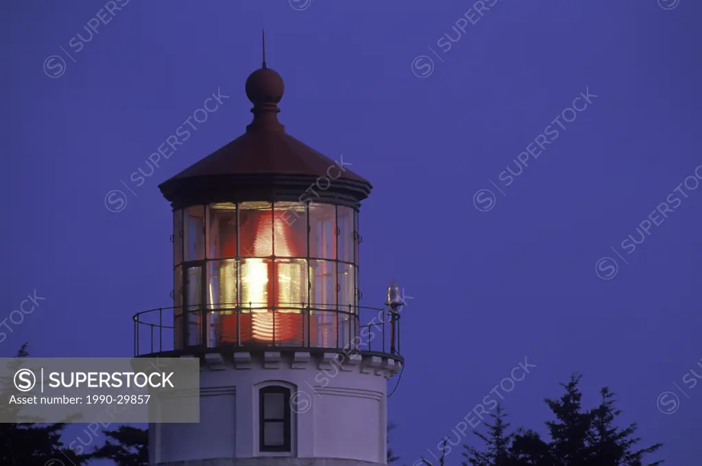 USA, Oregon, Lighthouse at Newport, Yaquinna Bay Light