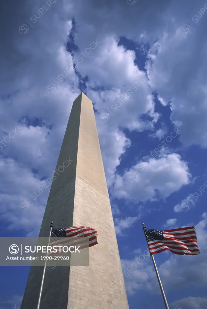 USA, Washington, DC, Washington Monument and US Flags