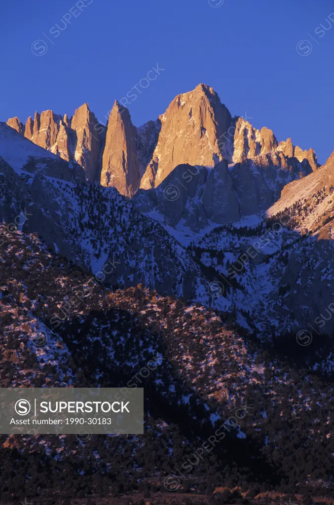 USA, California, Mt. Whitney, highest mountain in lower 48 states, dawn light