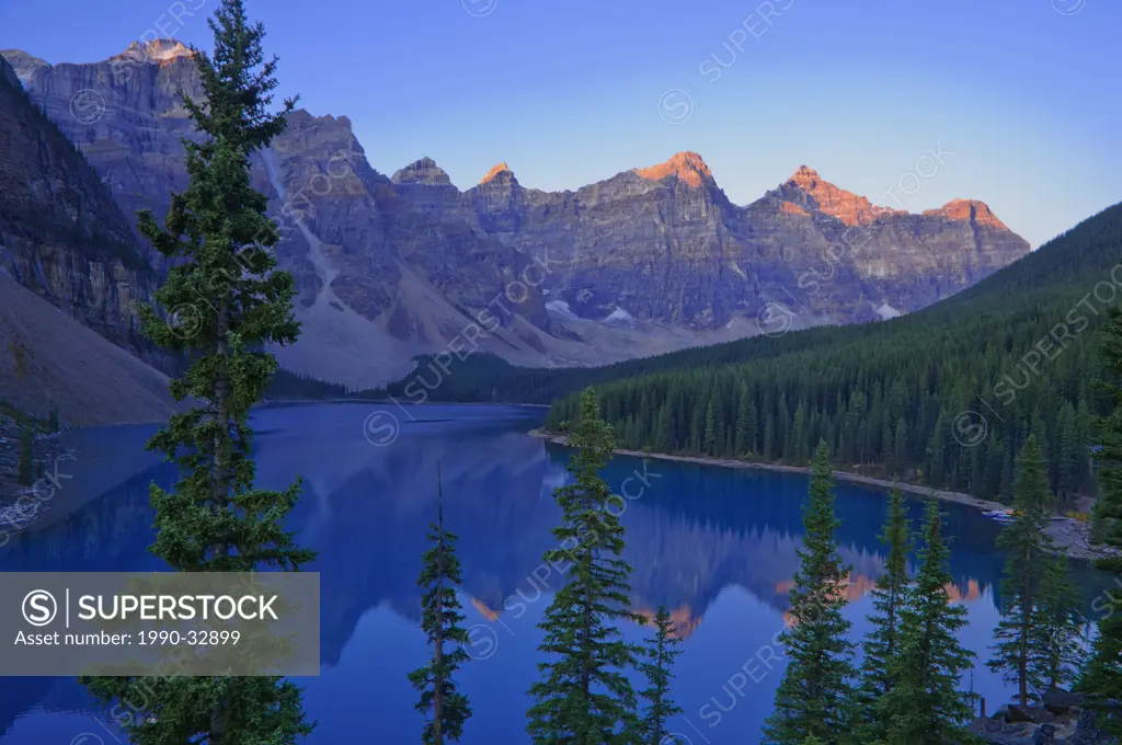 Dawn, Moraine Lake, Banff National Park, Alberta, Canada