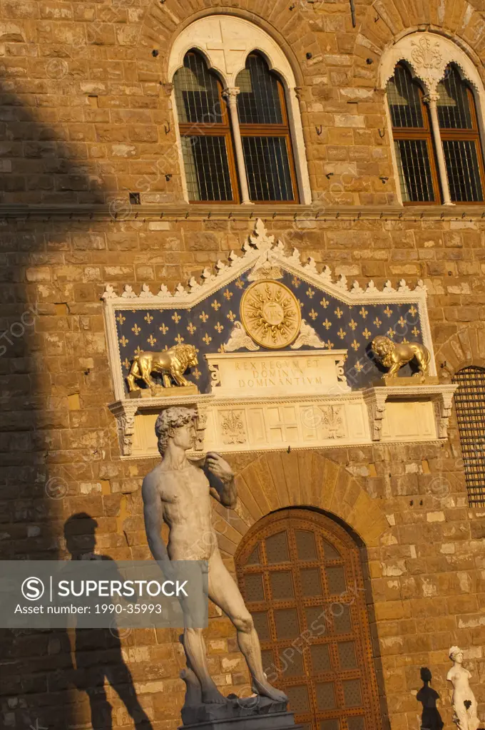 Copy of Michelangelo´s David statue, Palazzo Vecchio, Piazza della Signoria, Florence, Tuscany, Italy