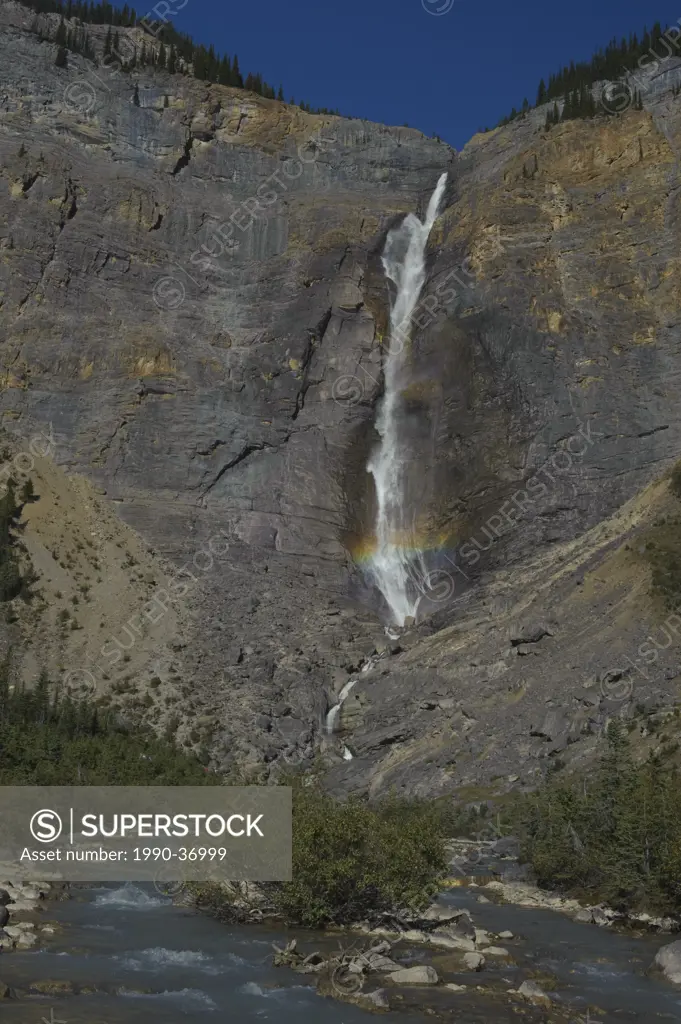 Takakkaw Falls, Yoho National Park, British Columbia, Canada.