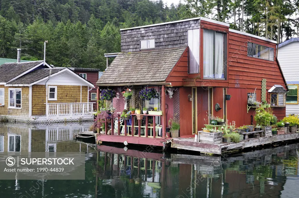 Rustic houseboat in the Maple Bay marina near Duncan, BC.