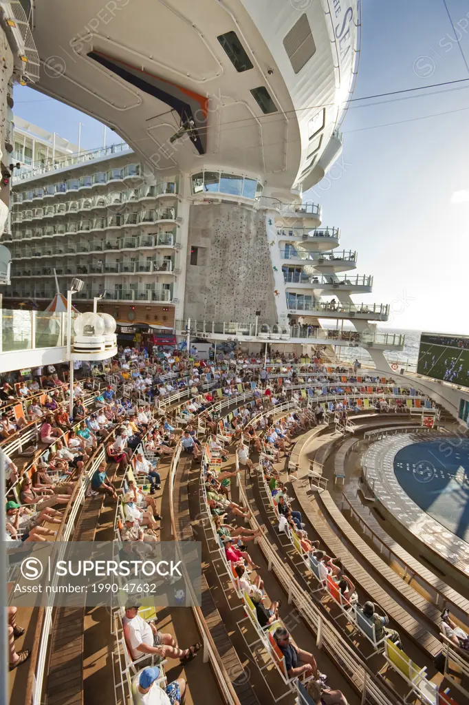 Open air theatre on deck 6 of Royal Caribbean´s cruise ship Oasis of the Seas.