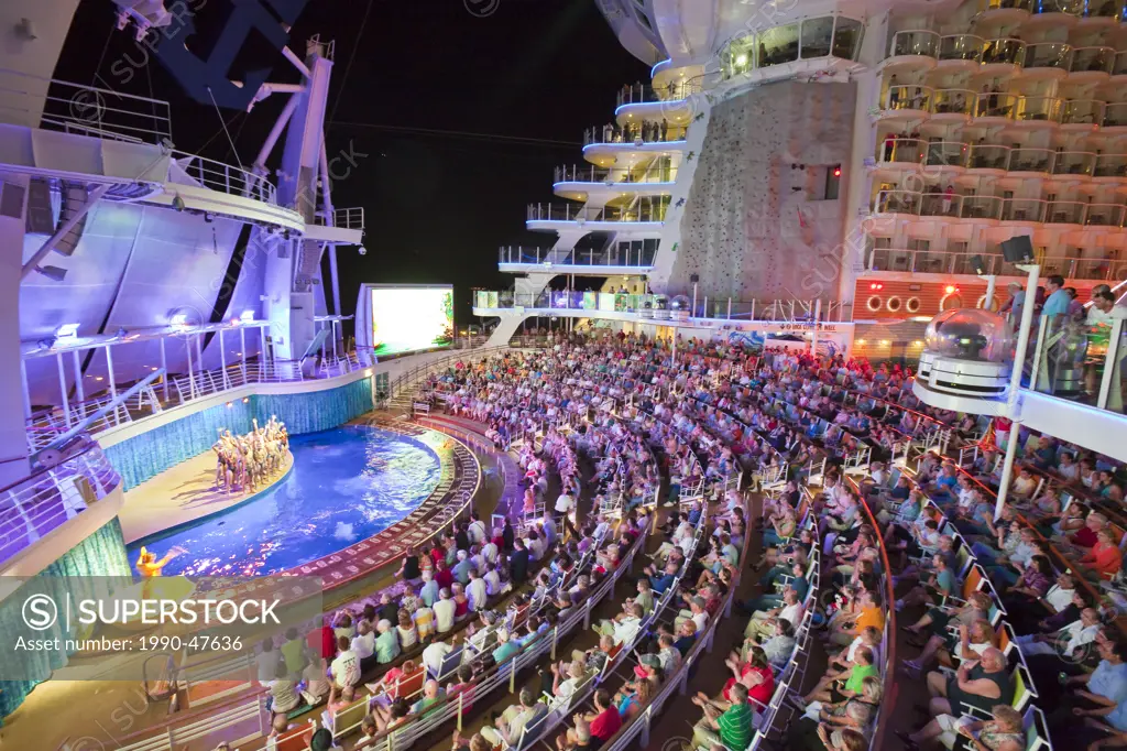 Show being presented in the open air AquaTheatre on deck 6 of Royal Caribbean´s cruise ship Oasis of the Seas.
