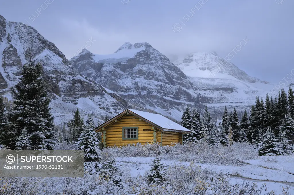 Mount Assiniboine Lodge, Mount Assiniboine Provincial Park, Rocky Mountains, British Columbia, Canada