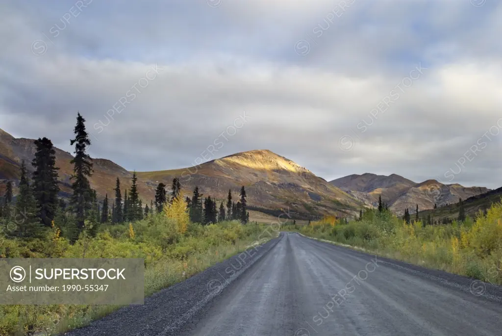 Dempster Highway, Ogilvie Mountains, Yukon Territory, Canada