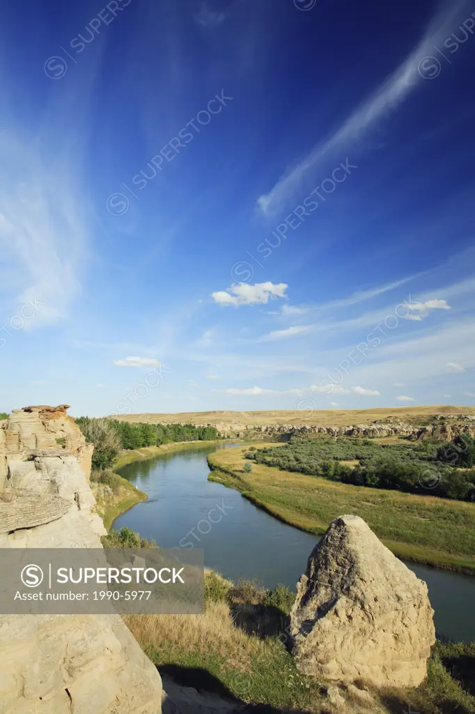 The Milk River in Writing-on-Stone Provincial Park, is one of the largest prairie protected areas in the Alberta Parks system and protects one of sout...