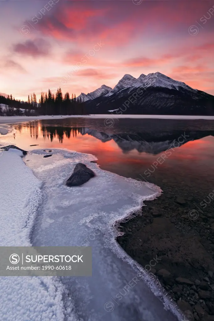 Sunrise at Spray Lake in Spray Valley Provincial Park in Kananaskis Country, Alberta, Canada