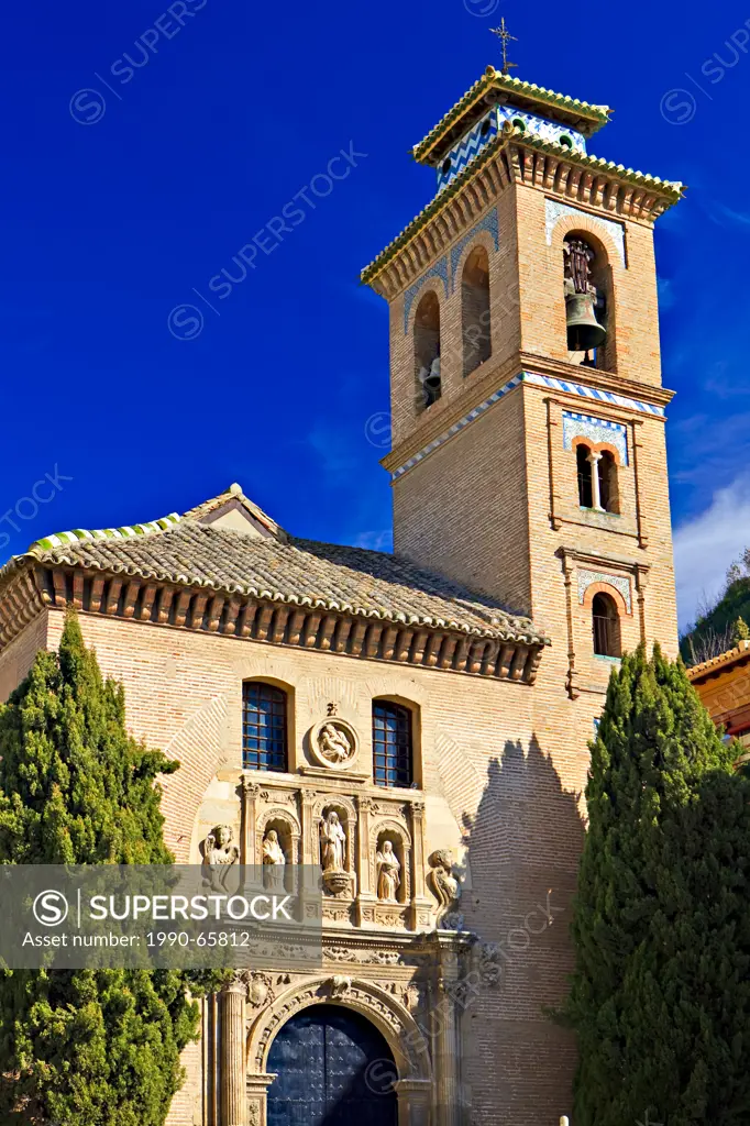 Iglesia de Santa Ana and San Gil church, 16th century, a national monument in the Albayzin district _ a UNESCO World Heritage Site, City of Granada, P...
