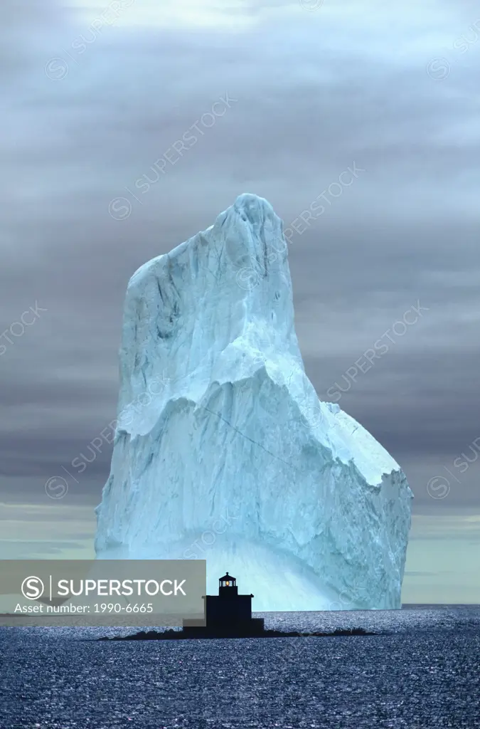 Iceberg, Witless Bay , Newfoundland, Canada